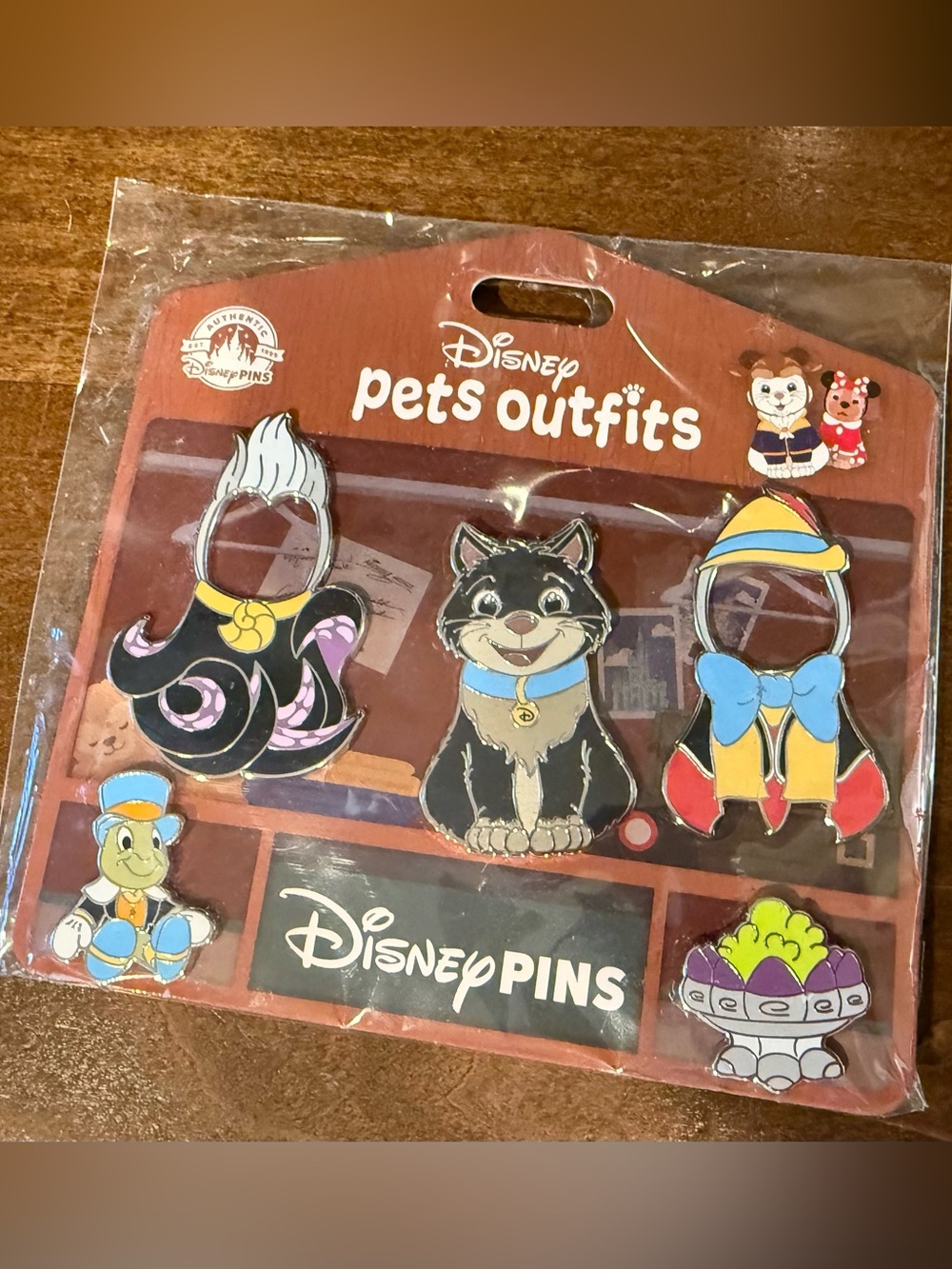 Disney Pins Disney Pets Black Cat